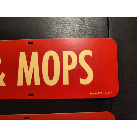 Vtg pair of old plastic signs M&M Ptd - Picture 9 of 9